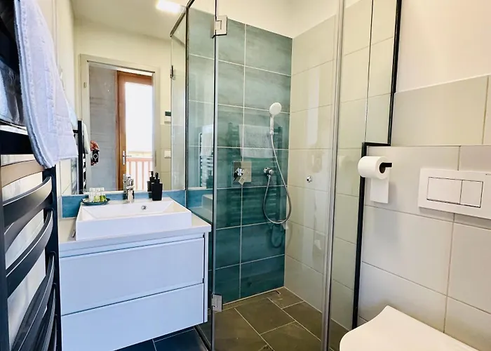 Zengő 11 Kékfrankos Apartman, Apartman